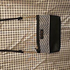Calvin Klein Crossbody Black & Cream/White Textured Excellent Condition